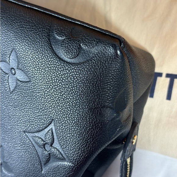 Beautiful Louis Vuitton Petite Palais Empreinte Noir Sold - Picture 12 of 16